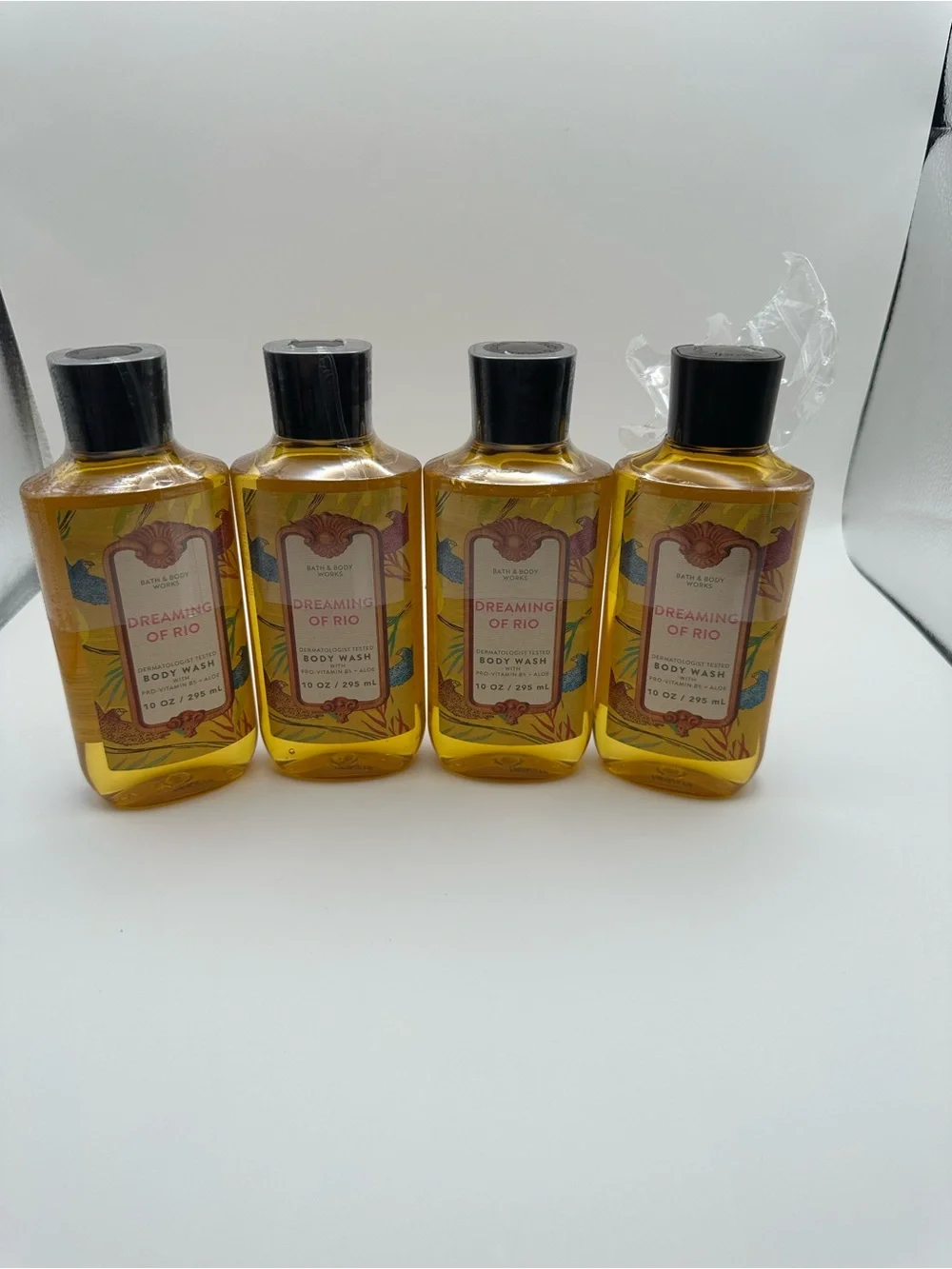 Bath and Bodyworks Dreaming of Rio Body Wash Bottles - Yellow